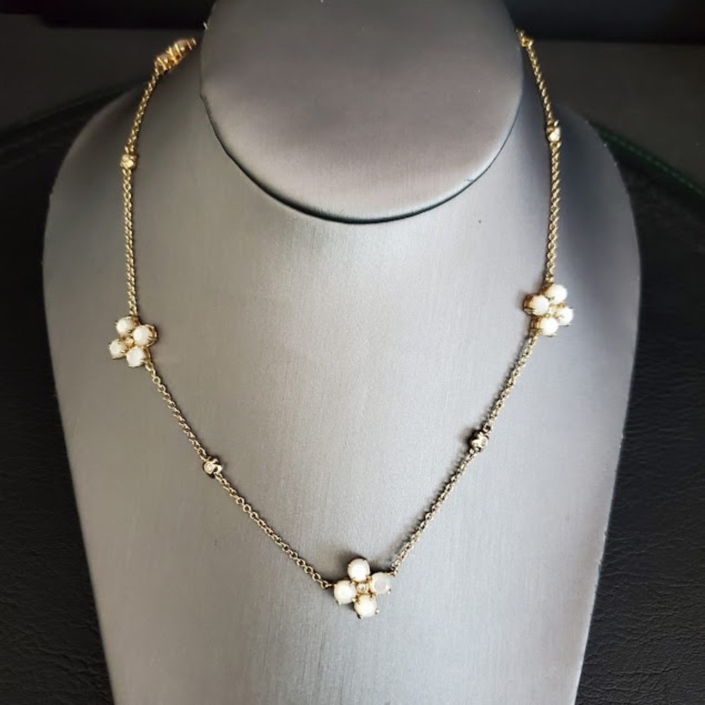 Kate Spade New York Gold Tone Mother of Pearl Flower Station Necklace Delicate - Picture 6 of 7